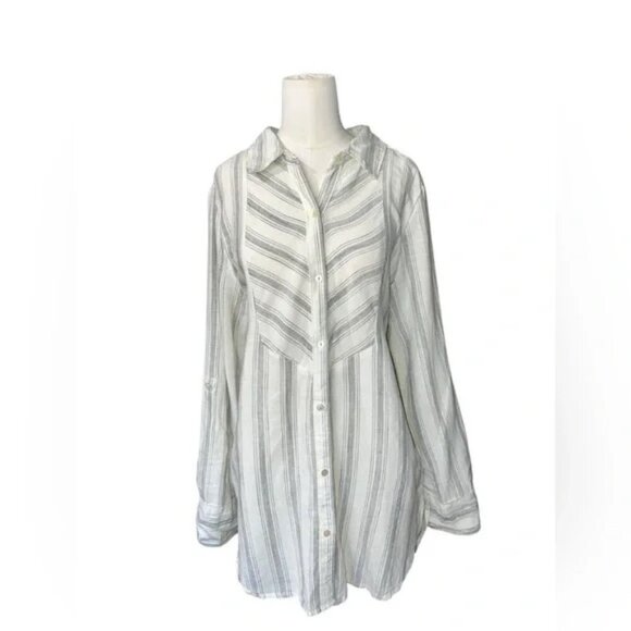 Anthropologie Windrift Buttondown size M - Picture 7 of 9